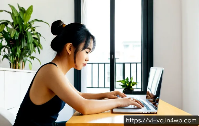 Home 17 기술 균형 생활 설계법과 퍼스널 브랜딩 - Photorealistic Vietnamese young professional at a tidy apartment workspace in Ho Chi Minh City, calm...